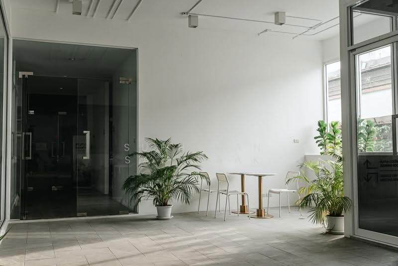 Office Building For Rent 1200 sqm Srinakarin, Bangkok, ศรีนครินทร?, Hua Mak, Bang Kapi, Bangkok, , 1,200 sqm, Office Space For Rent, by Suphanan Saengsak, 500503080 - DDproperty.com