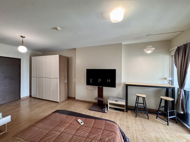 Supalai Park Ekkamai-Thonglor, Bangkok, Petchaburi Road, Bang Kapi, Huai Khwang, Bangkok, Studio, 35 sqm, Condo For Rent, by Rapeephan, 500503082 - DDproperty.com