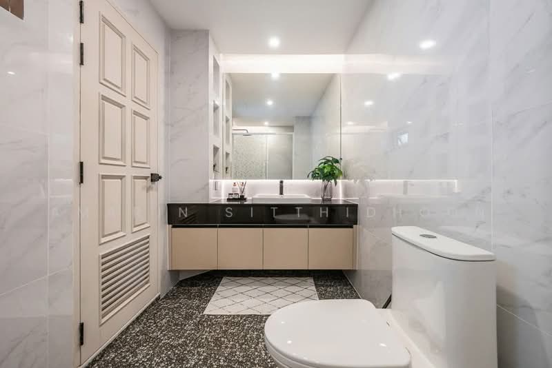 Fifty Fifth Tower, Bangkok, 84 Soi Sukhumvit 55, Sukhumvit Road, Khlong Tan Nua, Watthana, Bangkok, 4 Bedrooms, 165 sqm, Condo For Sale, by Amarin Sitthidhoon, 500503096 - DDproperty.com