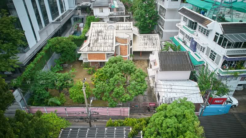 Land with House – 200 Sq.Wah. in Sukhumvit Soi 34, Bangkok, Khong Tan, Khlong Toei, Bangkok, , 800 sqm, Land For Sale, by พิพัฒน์ชัย ชัยศรีบุญเรือง, 500503146 - DDproperty.com