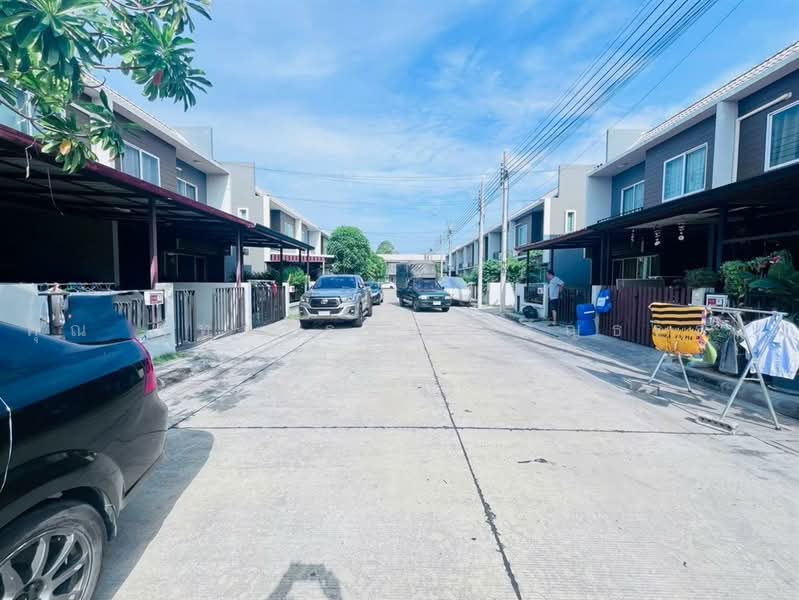 The Colors Wongwaen-Ramintra 2 : เดอะ คัลเลอร์ส วงแหวนฯ-รามอินทรา 2, กรุงเทพ, ซอย15 ถนนสุเหร่าคลองหนึ่ง, บางชัน, คลองสามวา, กรุงเทพ, 99 ตร.ม., ทาวน์เฮ้าส์ ขาย, โดย คุณ พัทธ์ธีรา เจริญธรรม (พัท), 500503156 - DDproperty.com