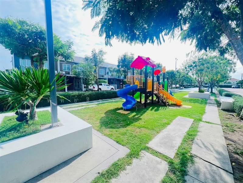 The Colors Wongwaen-Ramintra 2, Bangkok, Soi 15, Surao Klong Nueng Road, Bang Chun, Khlong Sam Wa, Bangkok, 3 Bedrooms, 99 sqm, Townhouse For Sale, by คุณ พัทธ์ธีรา เจริญธรรม (พัท), 500503156 - DDproperty.com