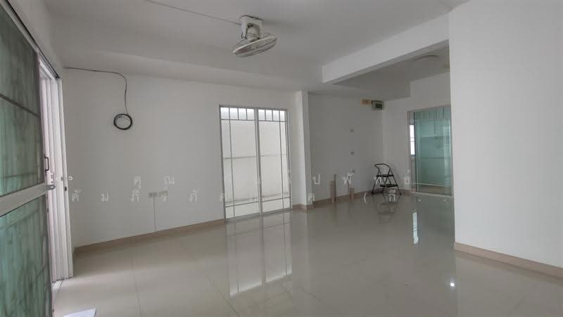 Indy Bangyai, Nonthaburi, Kanchanaphisek Road, Sao Thong Hin, Bang Yai, Nonthaburi, 2 Bedrooms, 108 sqm, Townhouse For Sale, by คุณ กันต์ปพัทธ์ คัมภีร์ภัคภาค (กีต้า), 500503162 - DDproperty.com
