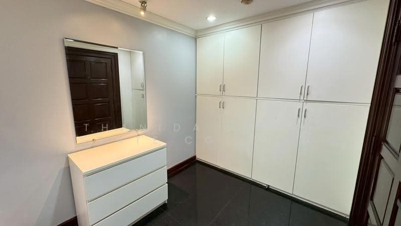 Richmond Palace, Bangkok, Soi Sukhumvit 43 Sukhumvit Road, Khlong Tan Nua, Watthana, Bangkok, 3 Bedrooms, 164 sqm, Condo For Rent, by Thanida Richy Estate Co., Ltd., 500503166 - DDproperty.com