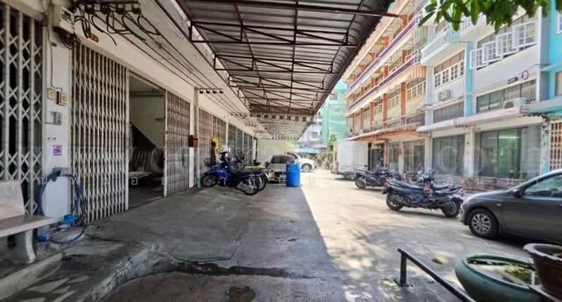 สมเด็จพระเจ้าตากสิน 41, Bangkok, สมเด็จพระเจ้าตากสิน, Bangpakok, Rat Burana, Bangkok, , 800 sqm, Shophouse For Sale, by คุณพลอยวาลินน์ (วาลินน์), 500503190 - DDproperty.com