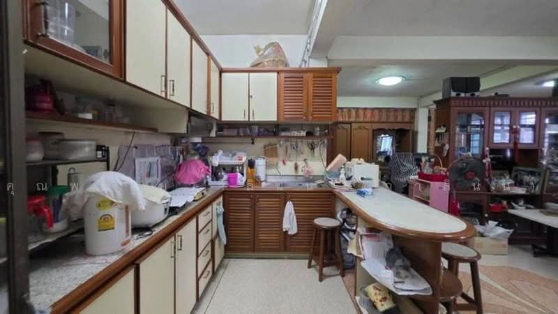 สมเด็จพระเจ้าตากสิน 41, Bangkok, สมเด็จพระเจ้าตากสิน, Bangpakok, Rat Burana, Bangkok, , 800 sqm, Shophouse For Sale, by คุณพลอยวาลินน์ (วาลินน์), 500503190 - DDproperty.com