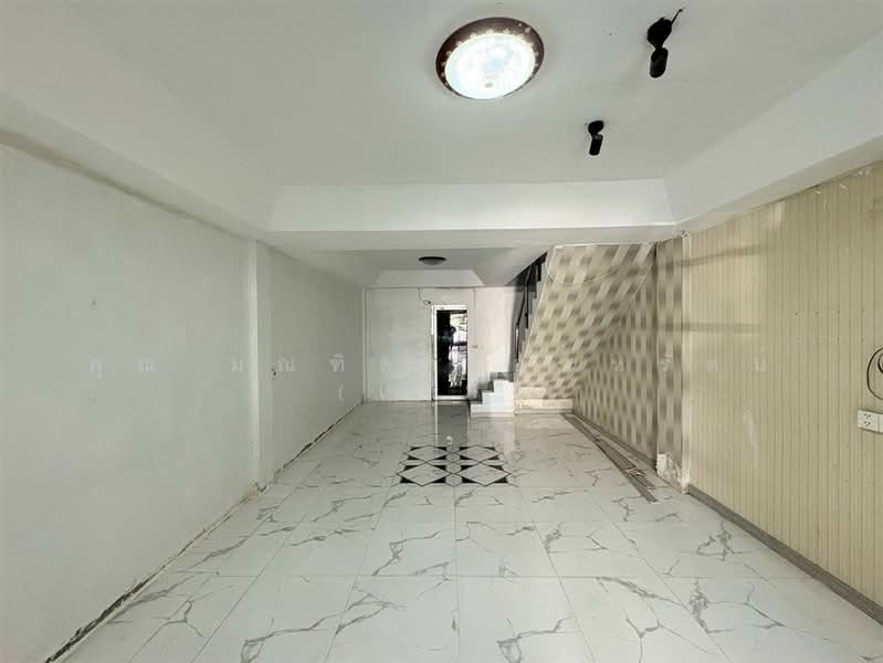 บุรีรมย์, Bangkok, ถนนประชาพัฒนา, Thab Yao, Lat Krabang, Bangkok, 2 Bedrooms, 100 sqm, Townhouse For Sale, by คุณ มณฑิดา อุณหรัตน์ (เอม), 500503198 - DDproperty.com