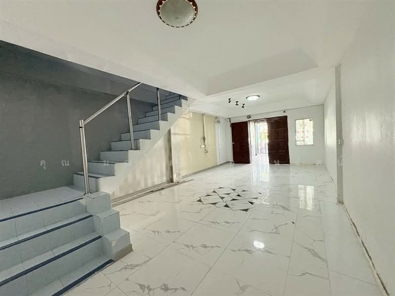 บุรีรมย์, Bangkok, ถนนประชาพัฒนา, Thab Yao, Lat Krabang, Bangkok, 2 Bedrooms, 100 sqm, Townhouse For Sale, by คุณ มณฑิดา อุณหรัตน์ (เอม), 500503198 - DDproperty.com