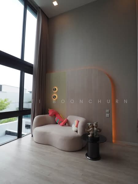 VIVE New Krungthepkreetha, Bangkok, Krungthep Kreetha Road, Saphan Sung, Bangkok, 4 Bedrooms, 426 sqm, Single Detached House For Rent, by Thiti Boonchurn, 500503207 - DDproperty.com