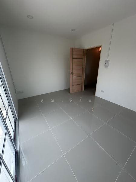 house for sell, Nonthaburi, Bang Khu Rat, Bang Bua Thong, Nonthaburi, 2 Bedrooms, 60 sqm, Townhouse For Sale, by คุณเฟิร์น, 500503208 - DDproperty.com
