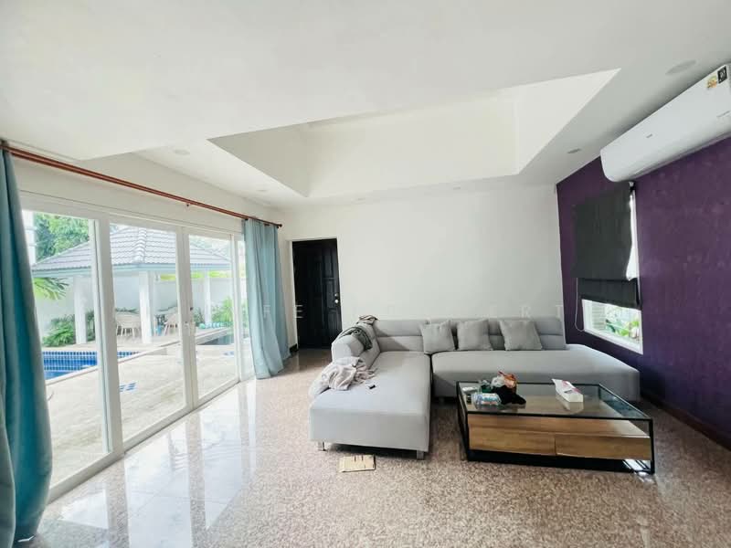 7R1070 Pool villa for rent 3 bedroom 5 bathroom 90,000/month at rawai have fully furnished, Phuket, Rawai, Muang Phuket, Phuket, 3 Bedrooms, 250 sqm, Villa For Rent, by PK LIFE Property, 500503241 - DDproperty.com
