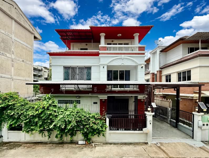 Prime 3-Story House for Sale in Ari Samphan 1 | 60.5 Sq.w | 360 Sq.m | 5 Parking Spaces |, Bangkok, อารีย์สัมพันธ์ 1, Phaya Thai, Bangkok, 4 Bedrooms, 360 sqm, Single Detached House For Sale, by ธีรนุช ธีระวาทิน, 500503246 - DDproperty.com