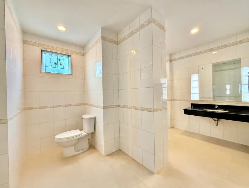 Prime 3-Story House for Sale in Ari Samphan 1 | 60.5 Sq.w | 360 Sq.m | 5 Parking Spaces |, Bangkok, อารีย์สัมพันธ์ 1, Phaya Thai, Bangkok, 4 Bedrooms, 360 sqm, Single Detached House For Sale, by ธีรนุช ธีระวาทิน, 500503246 - DDproperty.com