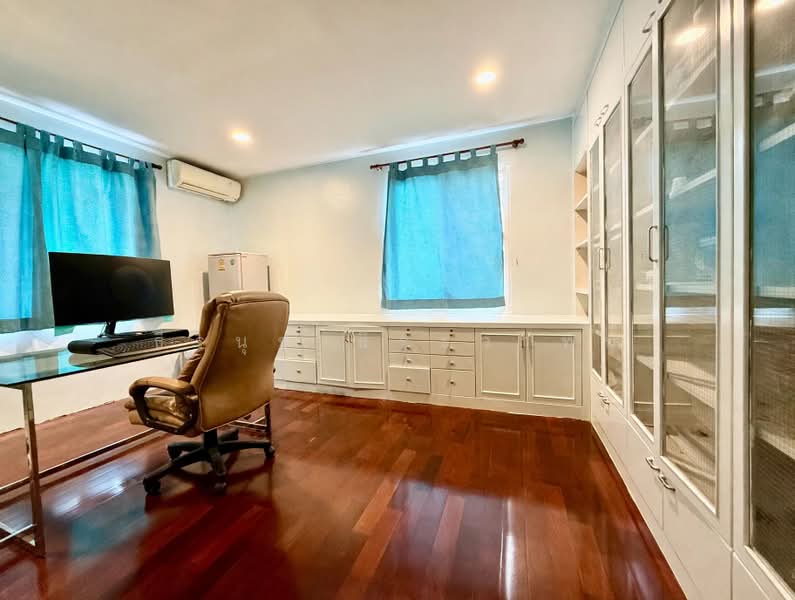ขายบ้านเดี่ยว 3 ชั้น 60.5 ตร.วา ซอยอารีย์สัมพันธ์ 1 จอดรถ 5 คัน พื้นที่ใช้สอย 360 ตร.ม. ทำเลดี สงบ, กรุงเทพ, อารีย์สัมพันธ์ 1, พญาไท, กรุงเทพ, 360 ตร.ม., บ้านเดี่ยว ขาย, โดย ธีรนุช ธีระวาทิน, 500503246 - DDproperty.com