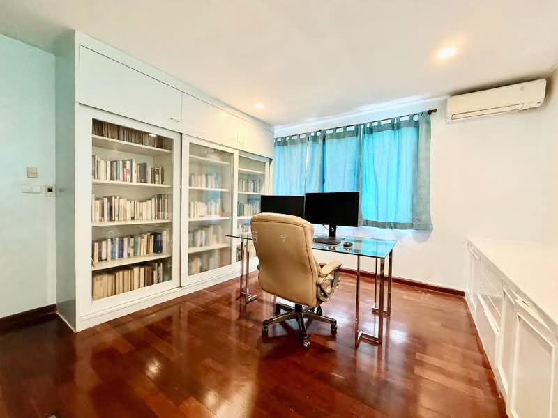 Prime 3-Story House for Sale in Ari Samphan 1 | 60.5 Sq.w | 360 Sq.m | 5 Parking Spaces |, Bangkok, อารีย์สัมพันธ์ 1, Phaya Thai, Bangkok, 4 Bedrooms, 360 sqm, Single Detached House For Sale, by ธีรนุช ธีระวาทิน, 500503246 - DDproperty.com