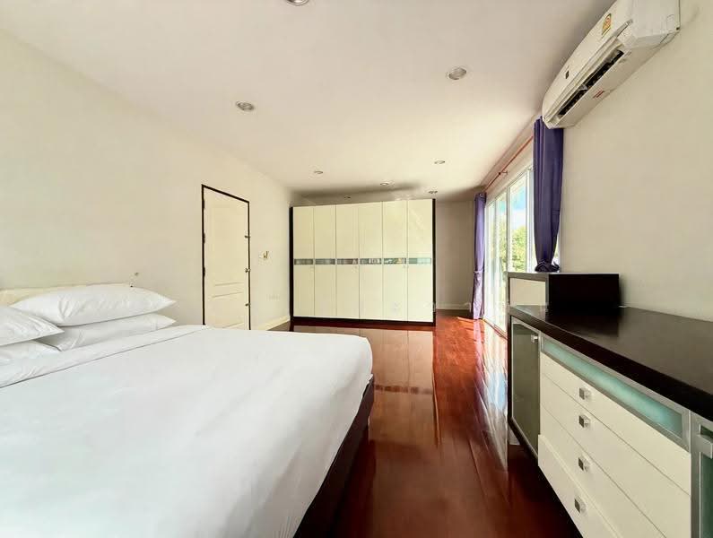 Prime 3-Story House for Sale in Ari Samphan 1 | 60.5 Sq.w | 360 Sq.m | 5 Parking Spaces |, Bangkok, อารีย์สัมพันธ์ 1, Phaya Thai, Bangkok, 4 Bedrooms, 360 sqm, Single Detached House For Sale, by ธีรนุช ธีระวาทิน, 500503246 - DDproperty.com