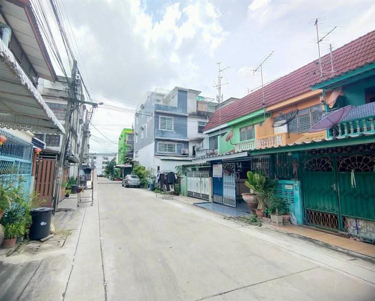 ทิพย์มณฑล ( Thipmonthon Village ) บรมราชชนนี64, Bangkok, ถนนบรมราชชนนี, Sala Thammasop, Thawi Watthana, Bangkok, 2 Bedrooms, 100 sqm, Townhouse For Sale, by คุณ ธีรกานต์ แสงอุไร (มิ้น), 500503284 - DDproperty.com
