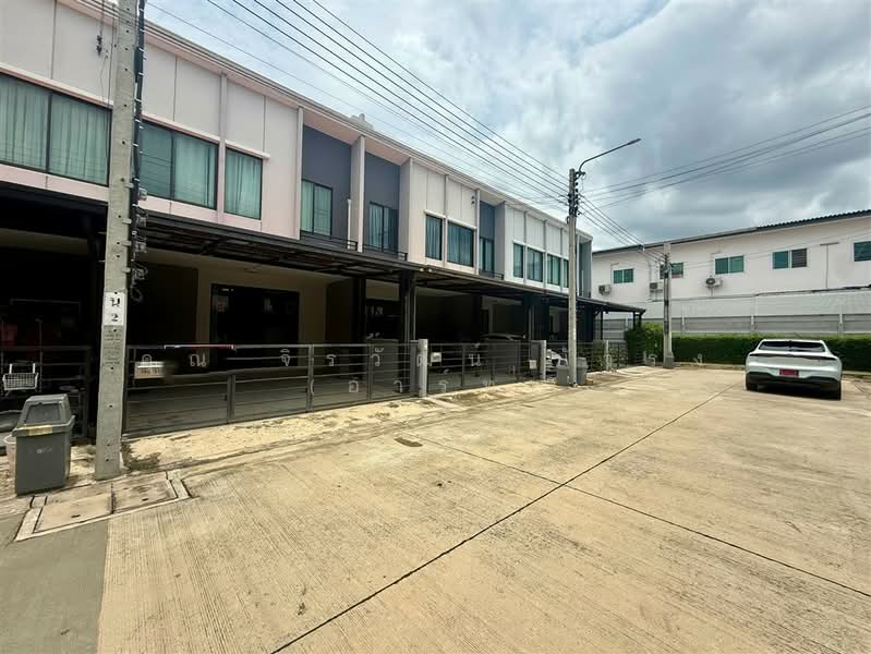 Pleno Donmuang-Songprapa, Bangkok, Soi Song Prapha 30, Song Prapha Road, Si Khan, Don Mueang, Bangkok, 3 Bedrooms, 90 sqm, Townhouse For Sale, by คุณ จิรวัฒน์ บัวรุ่ง (อาร์ท), 500503319 - DDproperty.com
