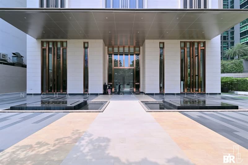 The Esse Asoke, Bangkok, 333 Soi Sukhumvit 21, Sukhumvit Road, Khlongtoei Nua, Watthana, Bangkok, 2 Bedrooms, 74 sqm, Condo For Rent, by Nicha Peerakittikul, 500503324 - DDproperty.com