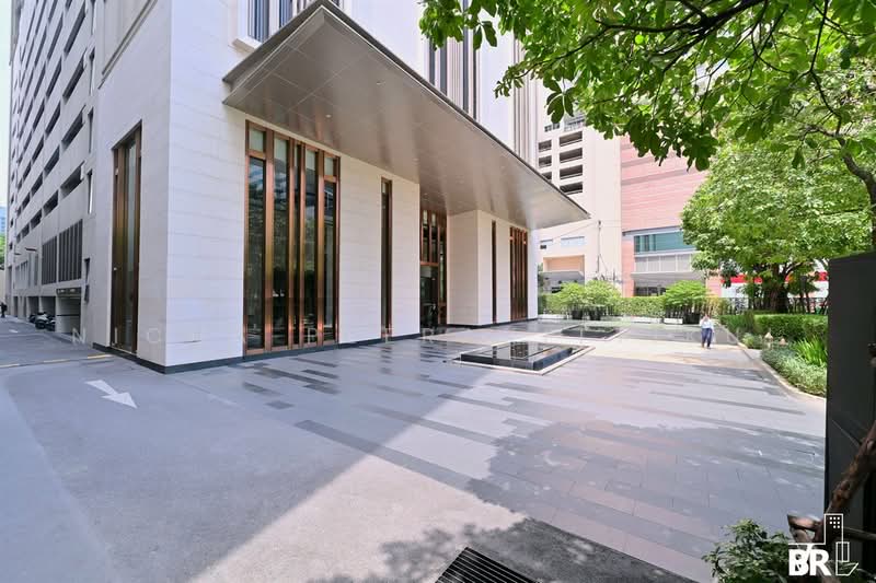 The Esse Asoke, Bangkok, 333 Soi Sukhumvit 21, Sukhumvit Road, Khlongtoei Nua, Watthana, Bangkok, 2 Bedrooms, 74 sqm, Condo For Rent, by Nicha Peerakittikul, 500503324 - DDproperty.com