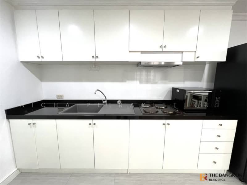 Acadamia Grand Tower, Bangkok, Soi Sukhumvit 43, Khlong Tan Nua, Watthana, Bangkok, 2 Bedrooms, 91 sqm, Condo For Rent, by Nicha Peerakittikul, 500503340 - DDproperty.com