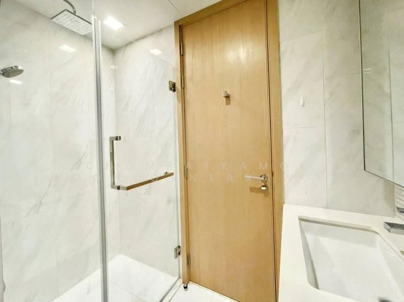 Hyde Sukhumvit 11, Bangkok, 11 Soi Sukhumvit 11, Khlongtoei Nua, Watthana, Bangkok, 2 Bedrooms, 65 sqm, Condo For Sale, by Chomratkamol Soontorntarawong (Gor), 500503359 - DDproperty.com