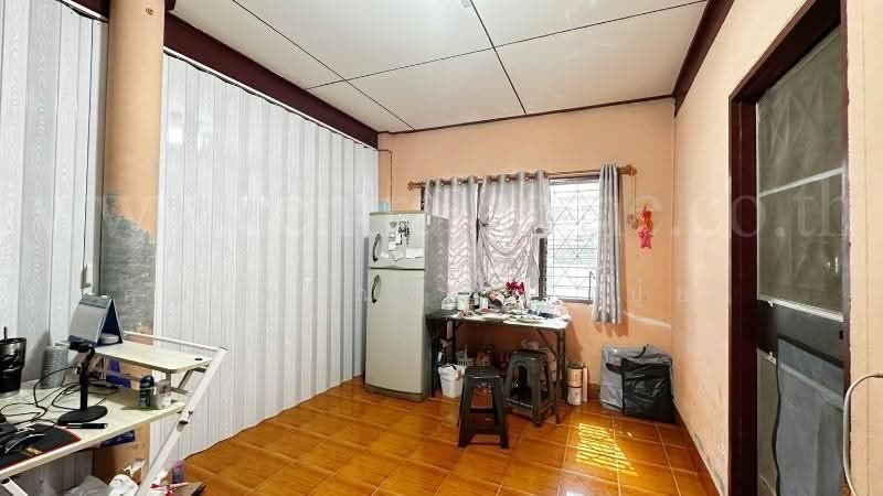 บ้านเดี่ยว พร้อมที่ดิน 93 ตร.วา พหลโยธิน 52 ราคาถูก ทำเลดี, กรุงเทพ, พหลโยธิน 52, ท่าแร้ง, บางเขน, กรุงเทพ, 98 ตร.ม., บ้านเดี่ยว ขาย, โดย คุณ ภรณ์ทิพย์ (ปุ๋ย), 500503363 - DDproperty.com