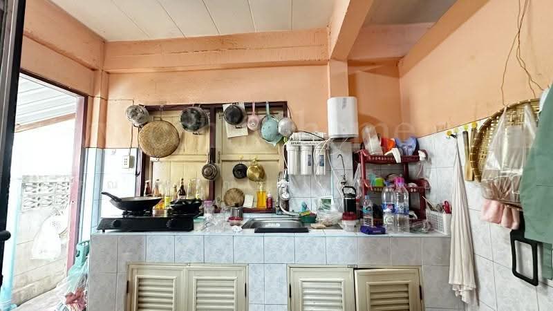 บ้านเดี่ยว พร้อมที่ดิน 93 ตร.วา พหลโยธิน 52 ราคาถูก ทำเลดี, กรุงเทพ, พหลโยธิน 52, ท่าแร้ง, บางเขน, กรุงเทพ, 98 ตร.ม., บ้านเดี่ยว ขาย, โดย คุณ ภรณ์ทิพย์ (ปุ๋ย), 500503363 - DDproperty.com