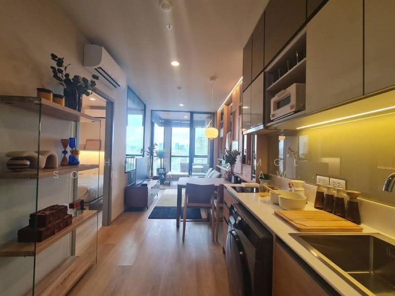 The Issara Sathorn, Bangkok, ถนนจันทน์, Thung Maha Mek, Sathon, Bangkok, 1 Bedroom, 37 sqm, Condo For Sale, by Chomratkamol Soontorntarawong (Gor), 500503401 - DDproperty.com