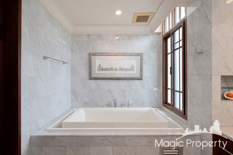 Baan Sansiri Sukhumvit 67, Bangkok, 32 Soi Sukhumvit 67, Phra Kanong Nua, Watthana, Bangkok, 5 Bedrooms, 560 sqm, Single Detached House For Rent, by Magic Property, 500503440 - DDproperty.com