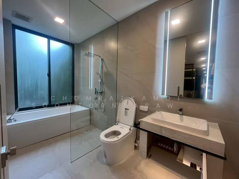 VIVE Krungthep Kreetha, Bangkok, Krungthep Kreetha Road, Saphan Sung, Bangkok, 4 Bedrooms, 421 sqm, Single Detached House For Sale, by Chomratkamol Soontorntarawong (Gor), 500503456 - DDproperty.com
