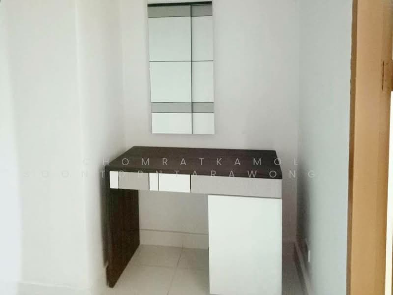 The Royal Navin Tower, Bangkok, Chuea Phloeng Road, Chong Nonsi, Yan Nawa, Bangkok, 3 Bedrooms, 160 sqm, Condo For Rent, by Chomratkamol Soontorntarawong (Gor), 500503472 - DDproperty.com