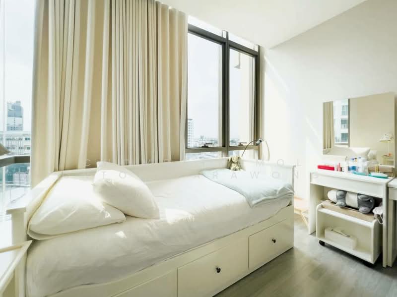 The Room Sukhumvit 69, Bangkok, 1539 Sukhumvit Road, Phra Kanong Nua, Watthana, Bangkok, 2 Bedrooms, 83 sqm, Condo For Sale, by Chomratkamol Soontorntarawong (Gor), 500503477 - DDproperty.com