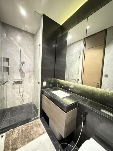 28 Chidlom, Bangkok, 28 Chit Lom Alley, Lumphini, Pathum Wan, Bangkok, 2 Bedrooms, 72 sqm, Condo For Sale, by Chomratkamol Soontorntarawong (Gor), 500503491 - DDproperty.com