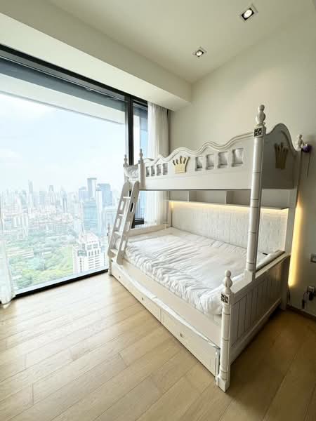 28 Chidlom, Bangkok, 28 Chit Lom Alley, Lumphini, Pathum Wan, Bangkok, 2 Bedrooms, 72 sqm, Condo For Sale, by Chomratkamol Soontorntarawong (Gor), 500503491 - DDproperty.com