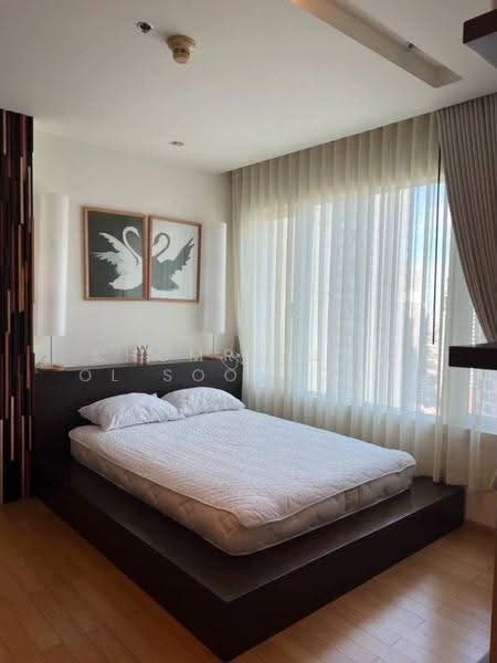 Siri At Sukhumvit, Bangkok, 902 Sukhumvit Road, Phra Kanong, Khlong Toei, Bangkok, 1 Bedroom, 52 sqm, Condo For Rent, by Chomratkamol Soontorntarawong (Gor), 500503499 - DDproperty.com