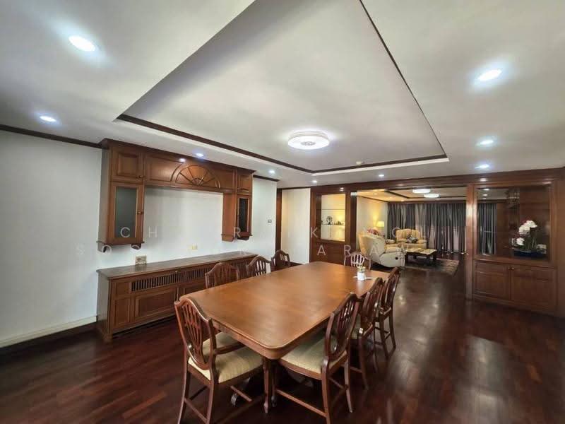 Regent on the Park 1, Bangkok, Soi Sukhumvit 26, Khong Tan, Khlong Toei, Bangkok, 3 Bedrooms, 250 sqm, Condo For Sale, by Chomratkamol Soontorntarawong (Gor), 500503500 - DDproperty.com