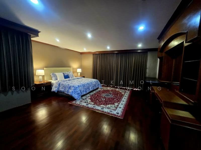 Regent on the Park 1, Bangkok, Soi Sukhumvit 26, Khong Tan, Khlong Toei, Bangkok, 3 Bedrooms, 250 sqm, Condo For Sale, by Chomratkamol Soontorntarawong (Gor), 500503500 - DDproperty.com