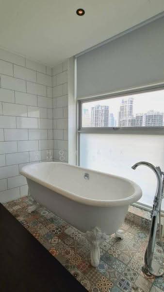 Penthouse Condominium 3, Bangkok, Sukhumvit 65, Phra Kanong Nua, Watthana, Bangkok, 4 Bedrooms, 255 sqm, Condo For Rent, by Chomratkamol Soontorntarawong (Gor), 500503513 - DDproperty.com