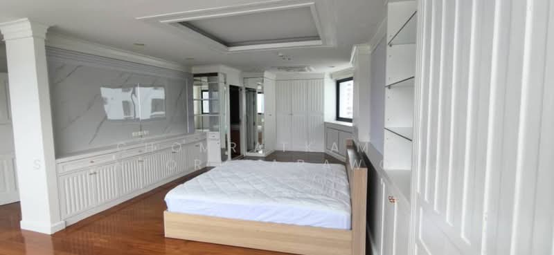 President Park Sukhumvit 24, Bangkok, 99 Sukhumvit 24 Alley, Khlongtoei Nua, Watthana, Bangkok, 3 Bedrooms, 223 sqm, Condo For Rent, by Chomratkamol Soontorntarawong (Gor), 500503522 - DDproperty.com