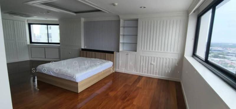 President Park Sukhumvit 24, Bangkok, 99 Sukhumvit 24 Alley, Khlongtoei Nua, Watthana, Bangkok, 3 Bedrooms, 223 sqm, Condo For Rent, by Chomratkamol Soontorntarawong (Gor), 500503522 - DDproperty.com