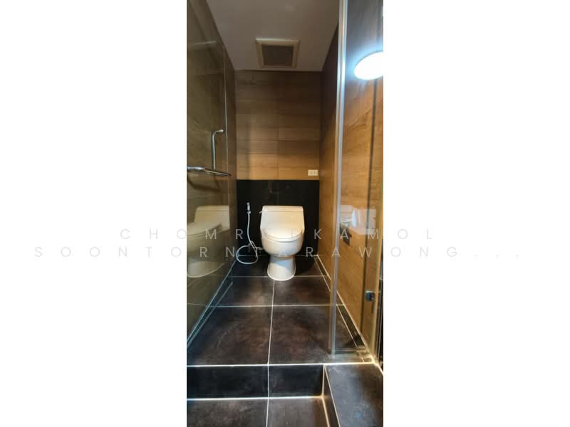 President Park Sukhumvit 24, Bangkok, 99 Sukhumvit 24 Alley, Khlongtoei Nua, Watthana, Bangkok, 3 Bedrooms, 223 sqm, Condo For Rent, by Chomratkamol Soontorntarawong (Gor), 500503522 - DDproperty.com