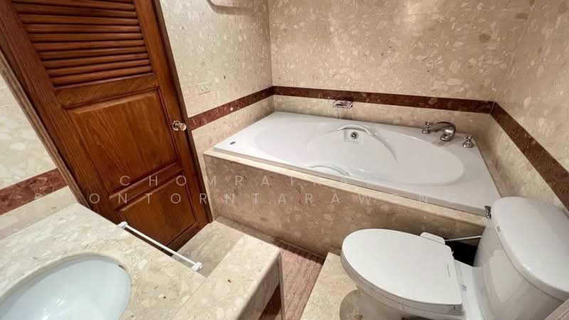 Sukhumvit Park, Bangkok, 27 Soi Sukhumvit 10, Khlong Toei, Bangkok, 2 Bedrooms, 78 sqm, Condo For Rent, by Chomratkamol Soontorntarawong (Gor), 500503566 - DDproperty.com