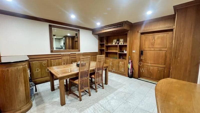 Sukhumvit Park, Bangkok, 27 Soi Sukhumvit 10, Khlong Toei, Bangkok, 2 Bedrooms, 78 sqm, Condo For Rent, by Chomratkamol Soontorntarawong (Gor), 500503566 - DDproperty.com