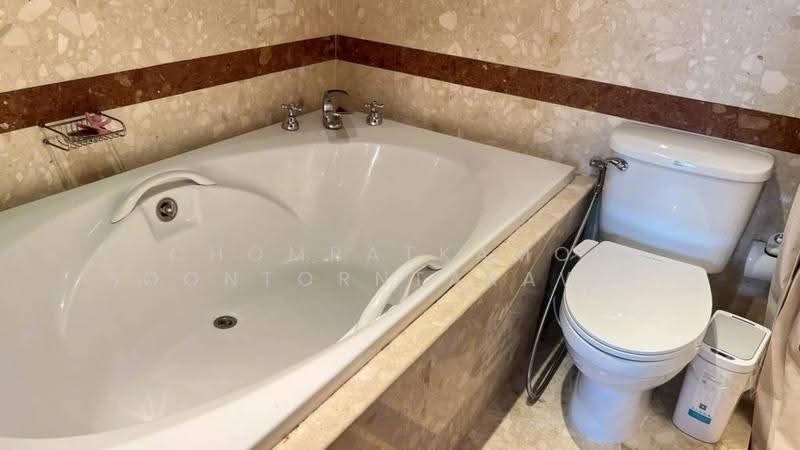 Sukhumvit Park, Bangkok, 27 Soi Sukhumvit 10, Khlong Toei, Bangkok, 2 Bedrooms, 78 sqm, Condo For Rent, by Chomratkamol Soontorntarawong (Gor), 500503566 - DDproperty.com
