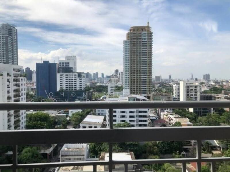 Royal Castle Sukhumvit, Bangkok, 30 Soi Sukhumvit 39, Khlongtoei Nua, Watthana, Bangkok, 2 Bedrooms, 140 sqm, Condo For Sale, by Chomratkamol Soontorntarawong (Gor), 500503570 - DDproperty.com