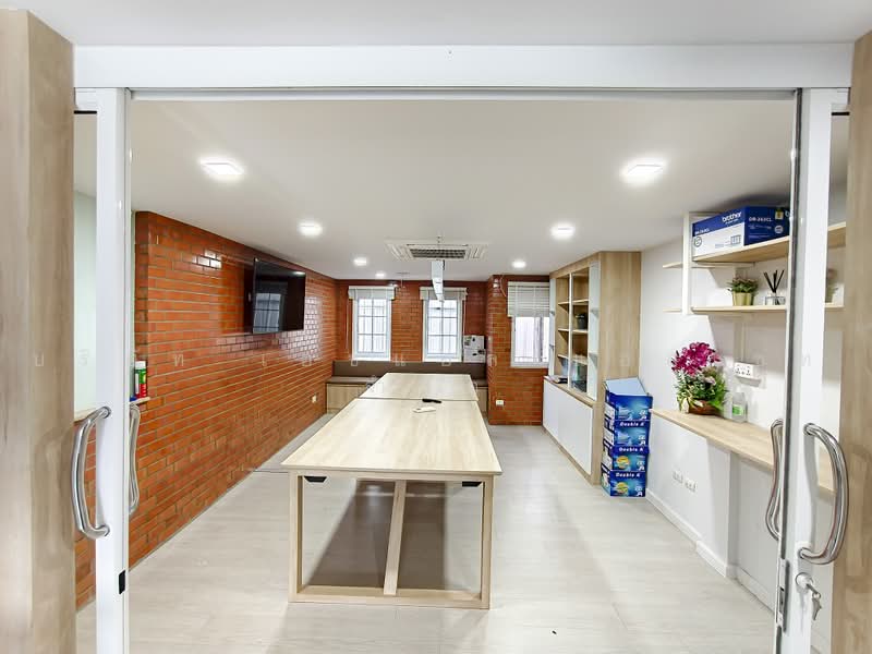 ทาวน์โฮม 3.5 ชั้น เมทโทร บิซทาวน์ แจ้งวัฒนะ 3 (ถนนหอการค้าไทย), นนทบุรี, คลองพระอุดม, ปากเกร็ด, นนทบุรี, 180 ตร.ม., ทาวน์เฮ้าส์ ขาย, โดย บริษัท เอชแอล แอสเซท จำกัด, 500503584 - DDproperty.com