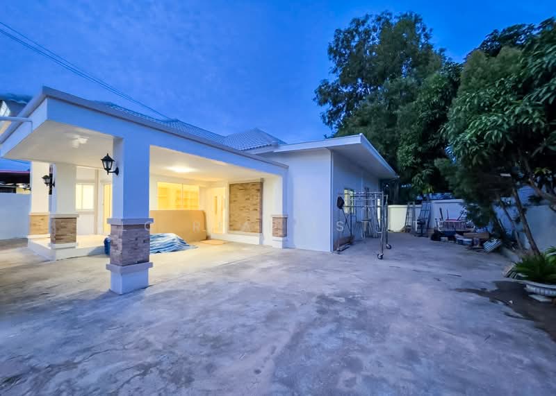 3 Bedroom House for Sale Takhian Tia North Pattaya, Chon Buri (Pattaya), Ta Khian Tia, Bang Lamung (Pattaya), Chon Buri (Pattaya), 3 Bedrooms, 180 sqm, Single Detached House For Sale, by PLC real estate, 500503623 - DDproperty.com