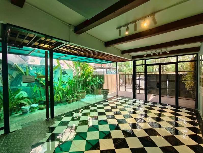 3-Story Home Office for Rent | Sathorn | 220 m from BTS Chong Nonsi (SPSSR368), Bangkok, Silom, Bang Rak, Bangkok, , 280 sqm, Shophouse For Rent, by Khun Poon, 500503625 - DDproperty.com