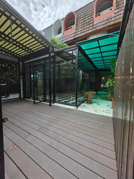 3-Story Home Office for Rent | Sathorn | 220 m from BTS Chong Nonsi (SPSSR368), Bangkok, Silom, Bang Rak, Bangkok, , 280 sqm, Shophouse For Rent, by Khun Poon, 500503625 - DDproperty.com